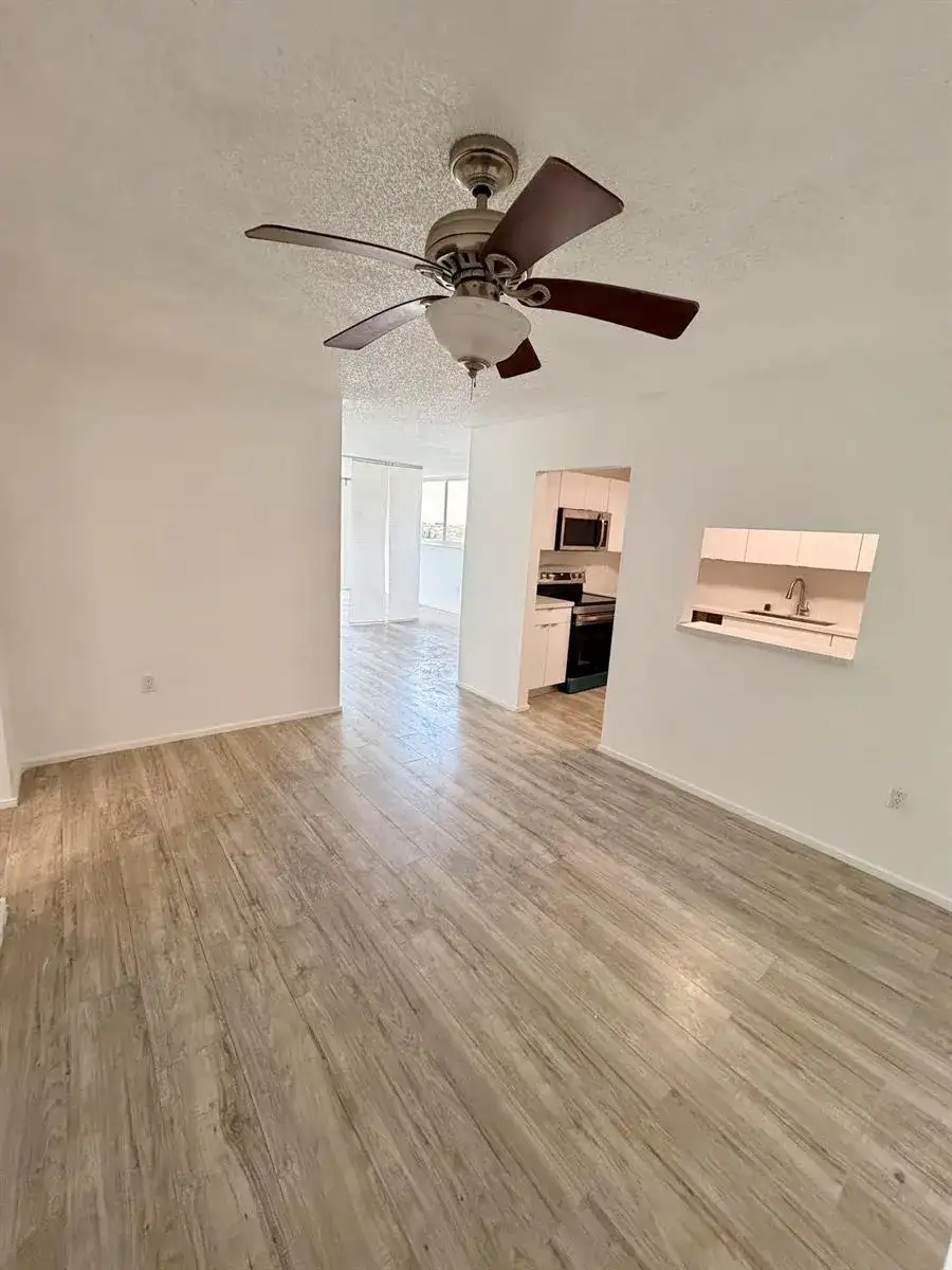 12500 NE 15th Avenue # 516, North Miami FL 33161 photo 3