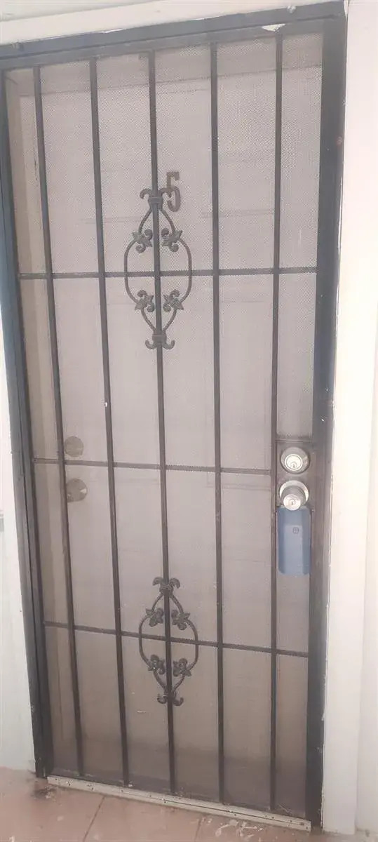 31 Edmund Road # 5, West Park FL 33023