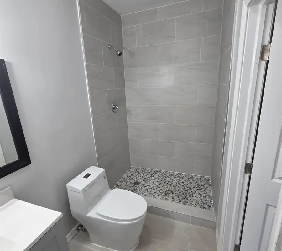 31 Edmund Road # 5, West Park FL 33023