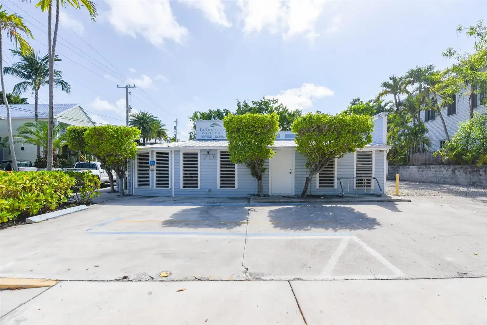 701 Simonton Street, Key West FL 33040 photo 2