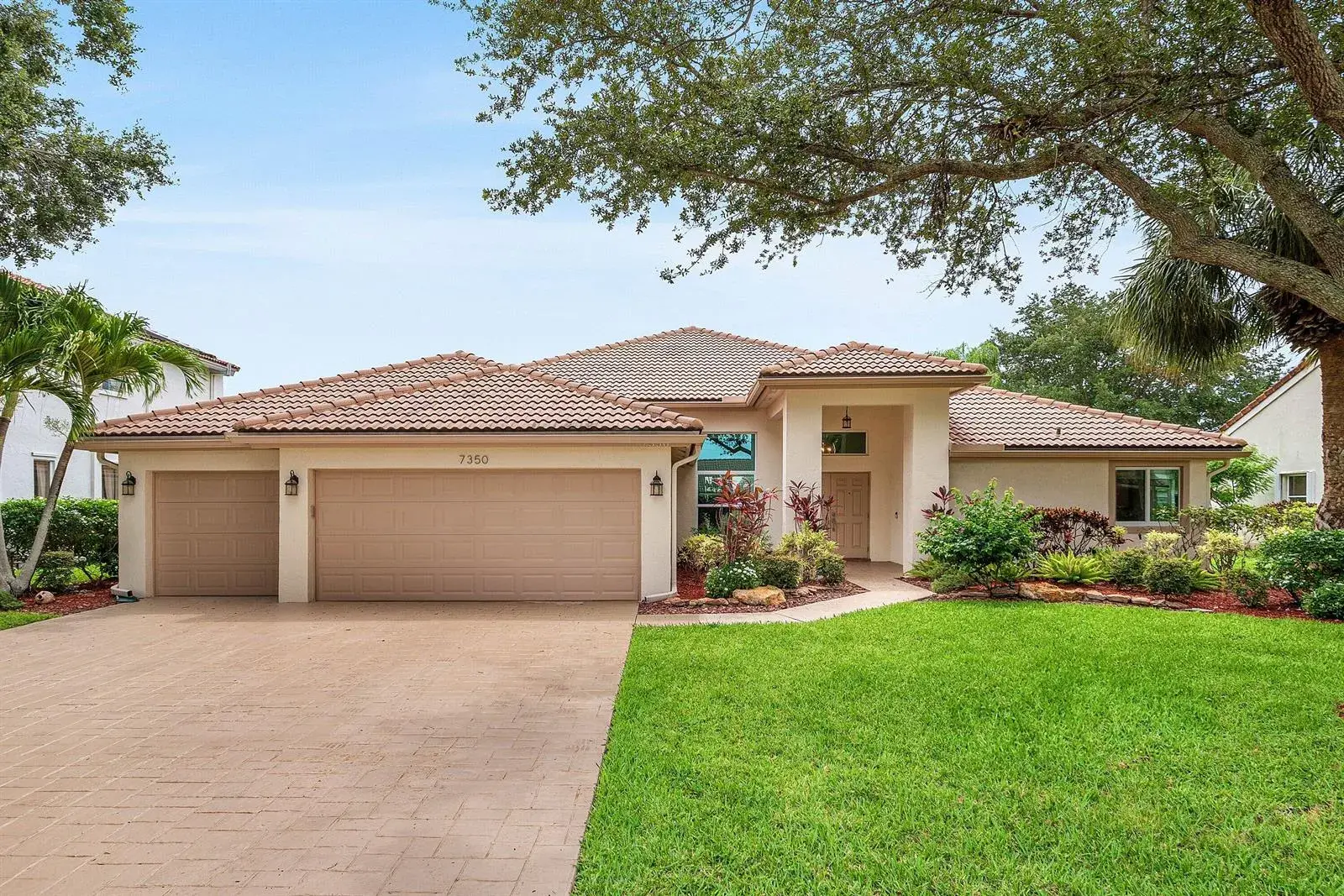 7350 NW 68 Avenue, Parkland FL 33067
