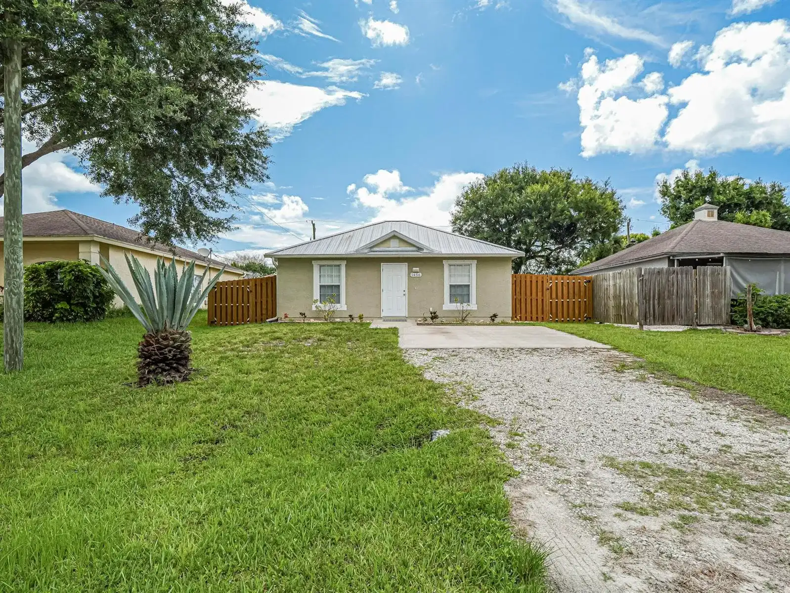 1456 25th Court SW, Vero Beach FL 32962
