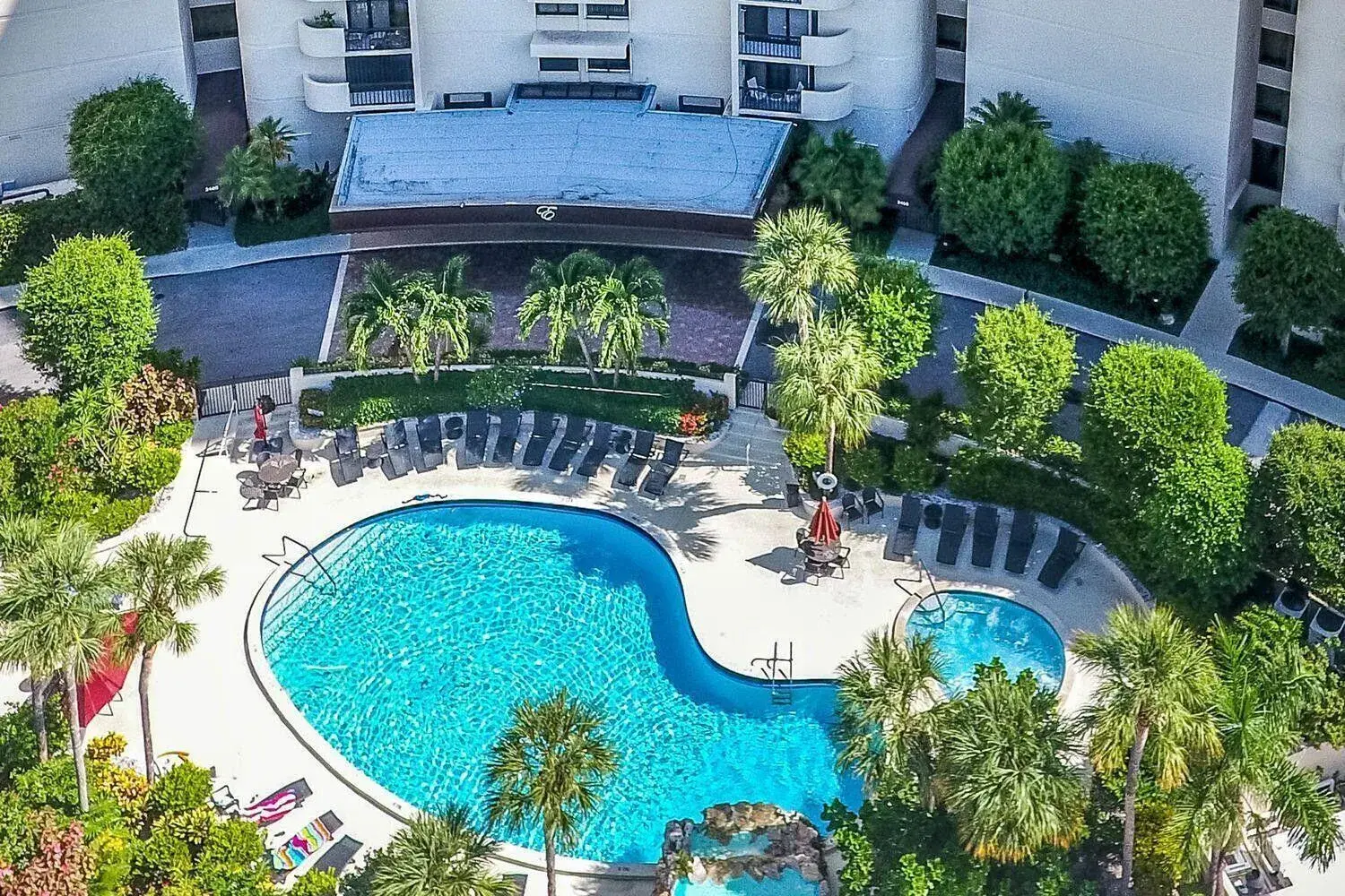2450 Presidential Way # 1405, West Palm Beach FL 33401