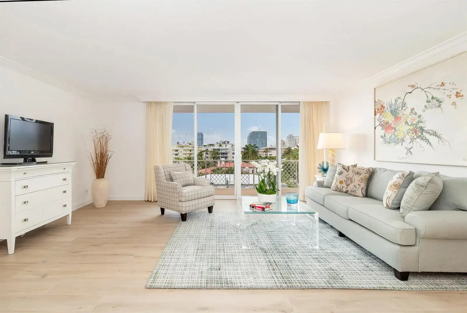 354 Chilean Avenue # 6c, Palm Beach FL 33480