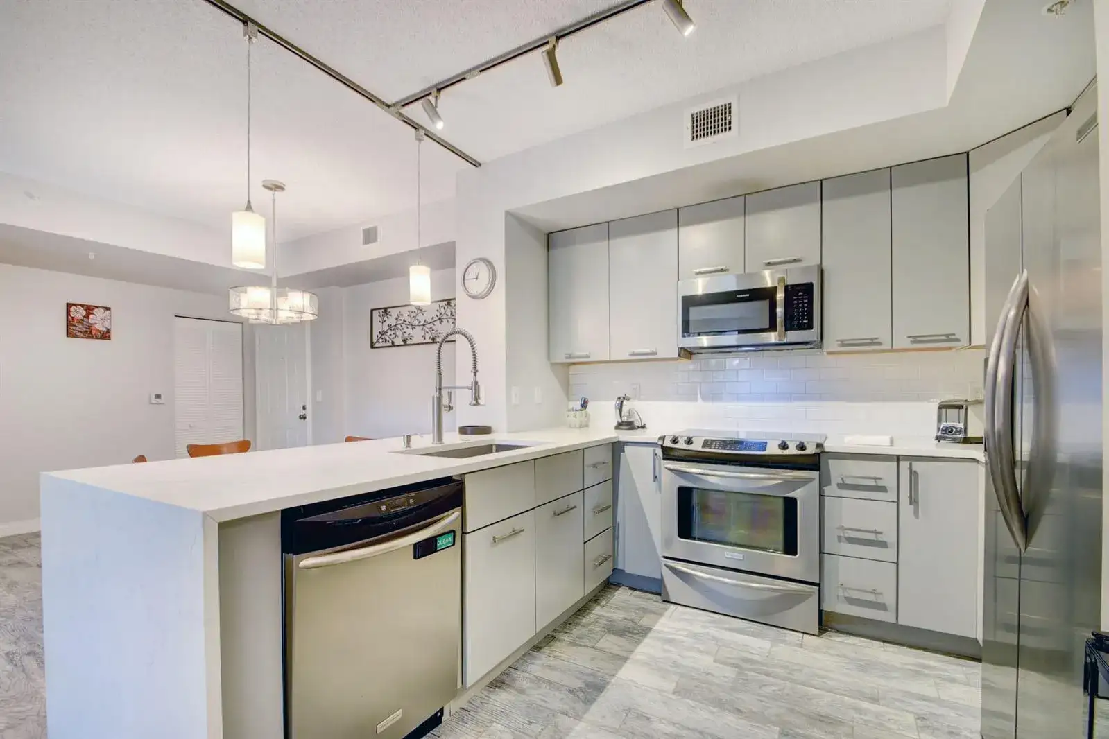 720 S Sapodilla Avenue # 208, West Palm Beach FL 33401 photo 5