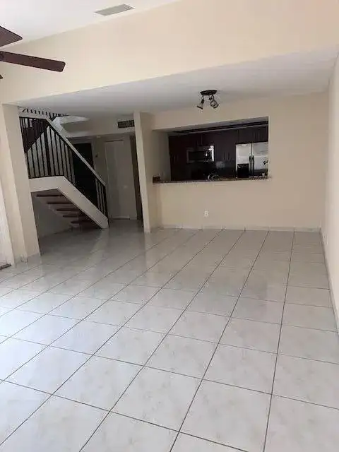 1251 NW 123rd Avenue, Pembroke Pines FL 33026 photo 4