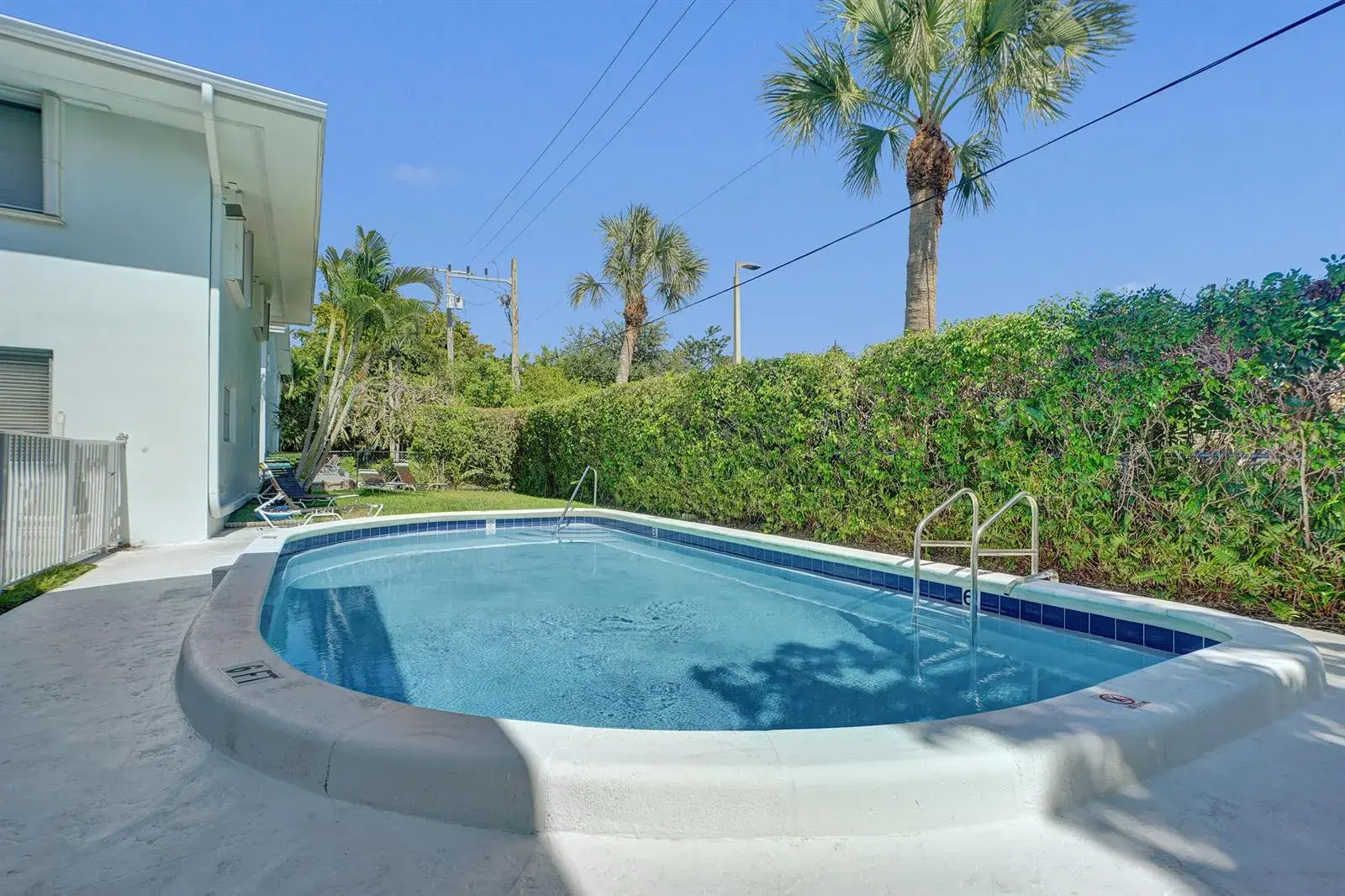 2050 NE 39th Street # 101, Fort Lauderdale FL 33308