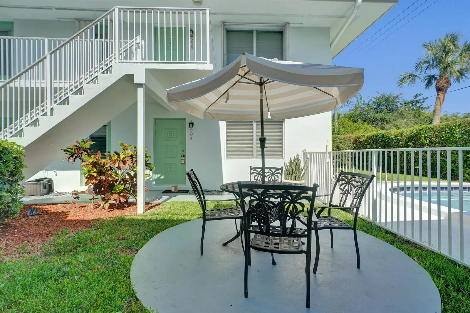 2050 NE 39th Street # 101, Fort Lauderdale FL 33308