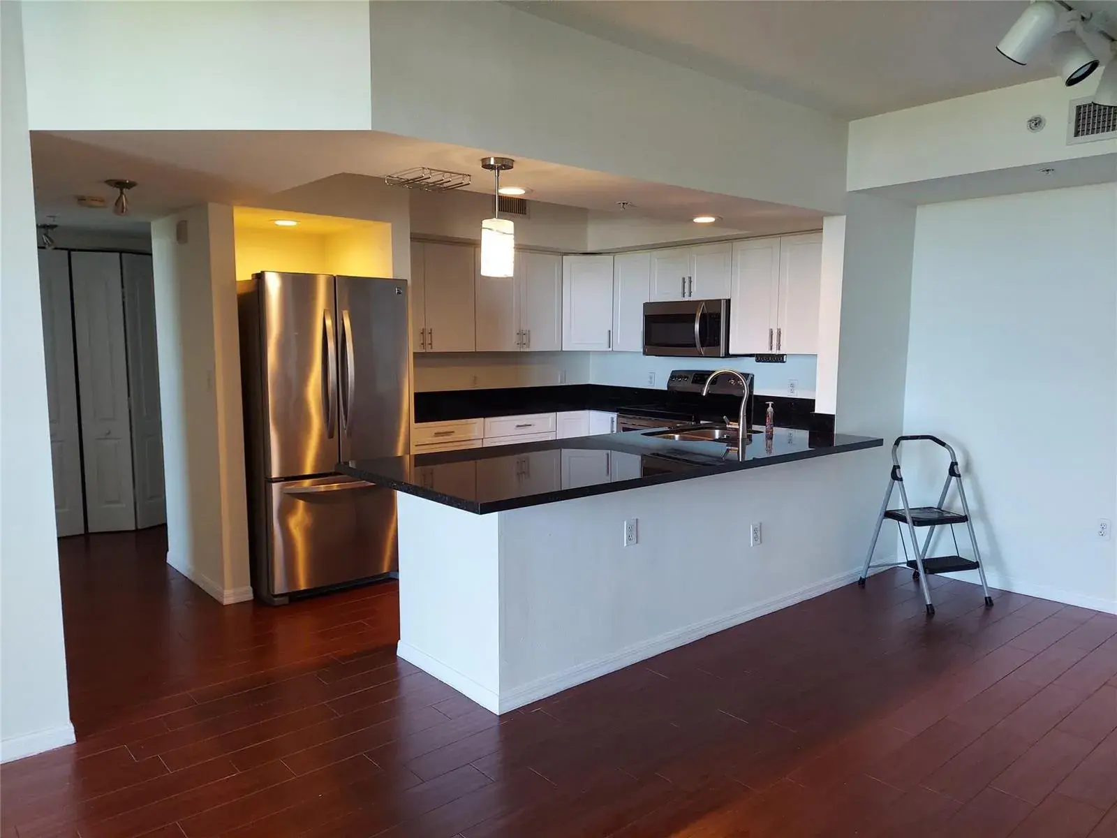 110 N Federal Highway # 818, Fort Lauderdale FL 33301