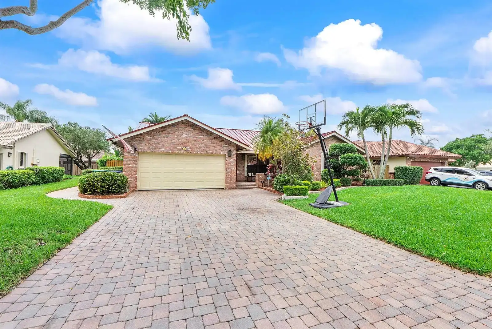 10662 NW 7th Place, Coral Springs FL 33071