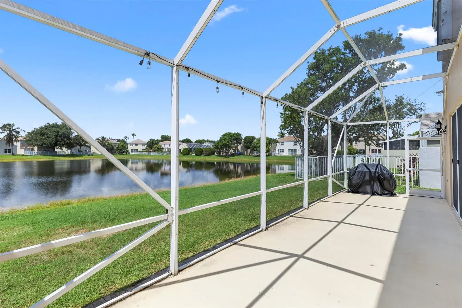 143 Hamilton Terrace, Royal Palm Beach FL 33414