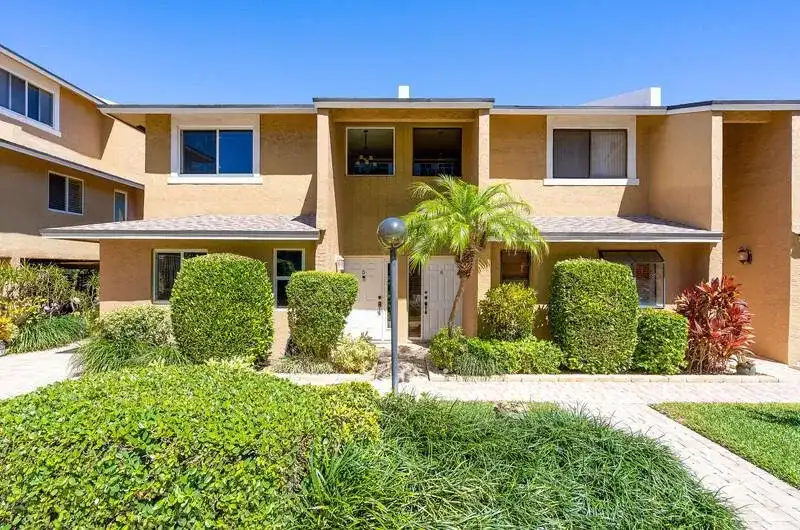 3409 SE 8th Street # 6, Pompano Beach FL 33062