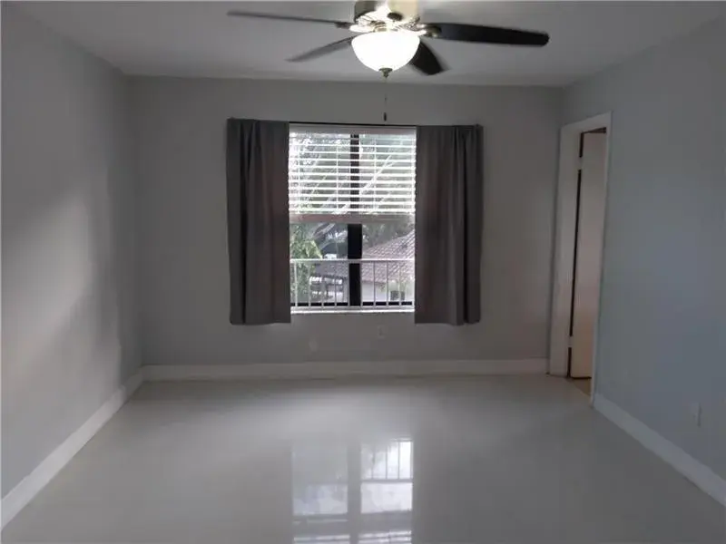 4261 W Mcnab Road # 32, Pompano Beach FL 33069