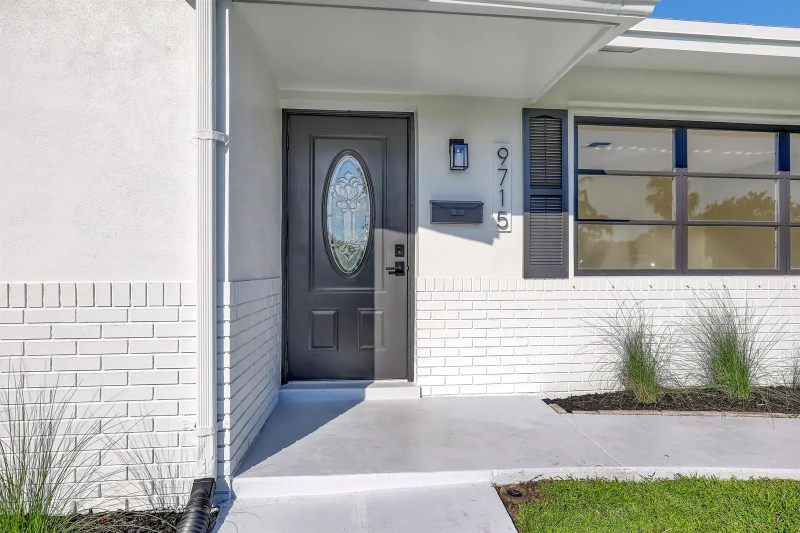 9715 Dahlia Avenue, Palm Beach Gardens FL 33410