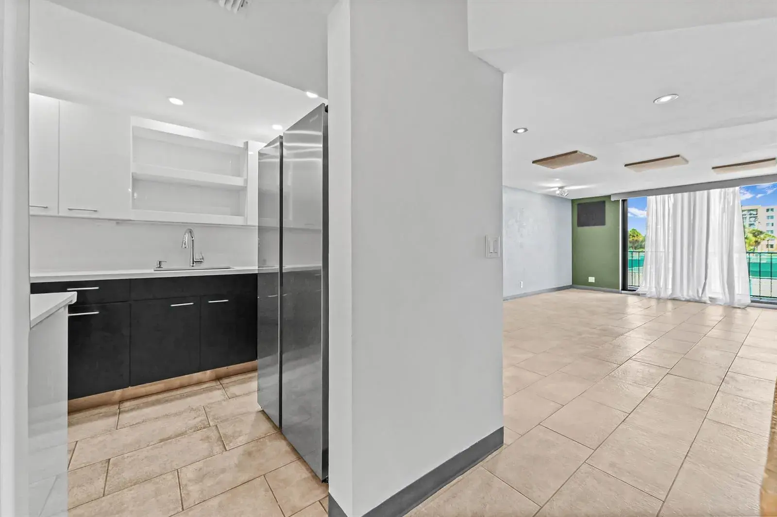 2828 Tennis Club Drive # 202, West Palm Beach FL 33417