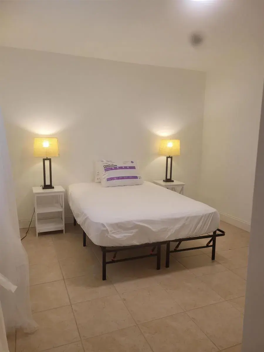 2101 SE 4th Avenue, Fort Lauderdale FL 33316