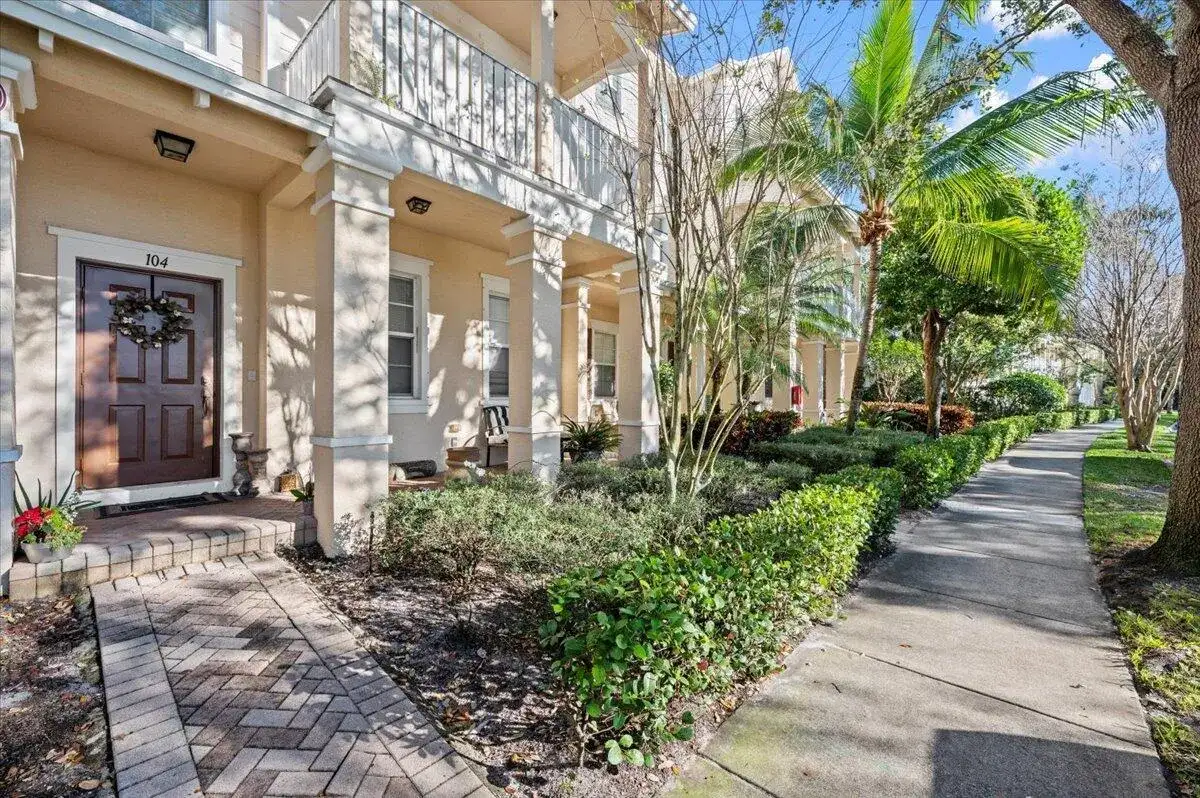 335 E Thatch Palm Circle # 104, Jupiter FL 33458 photo 2