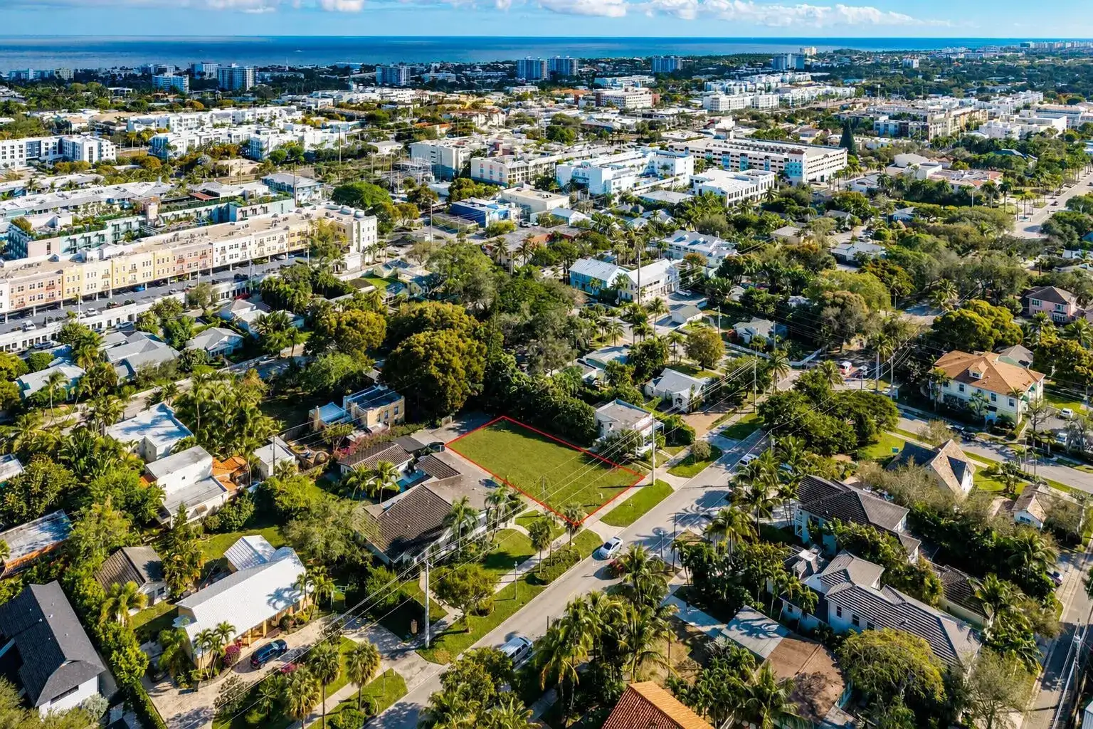 215 N Swinton Avenue, Delray Beach FL 33444 photo 2