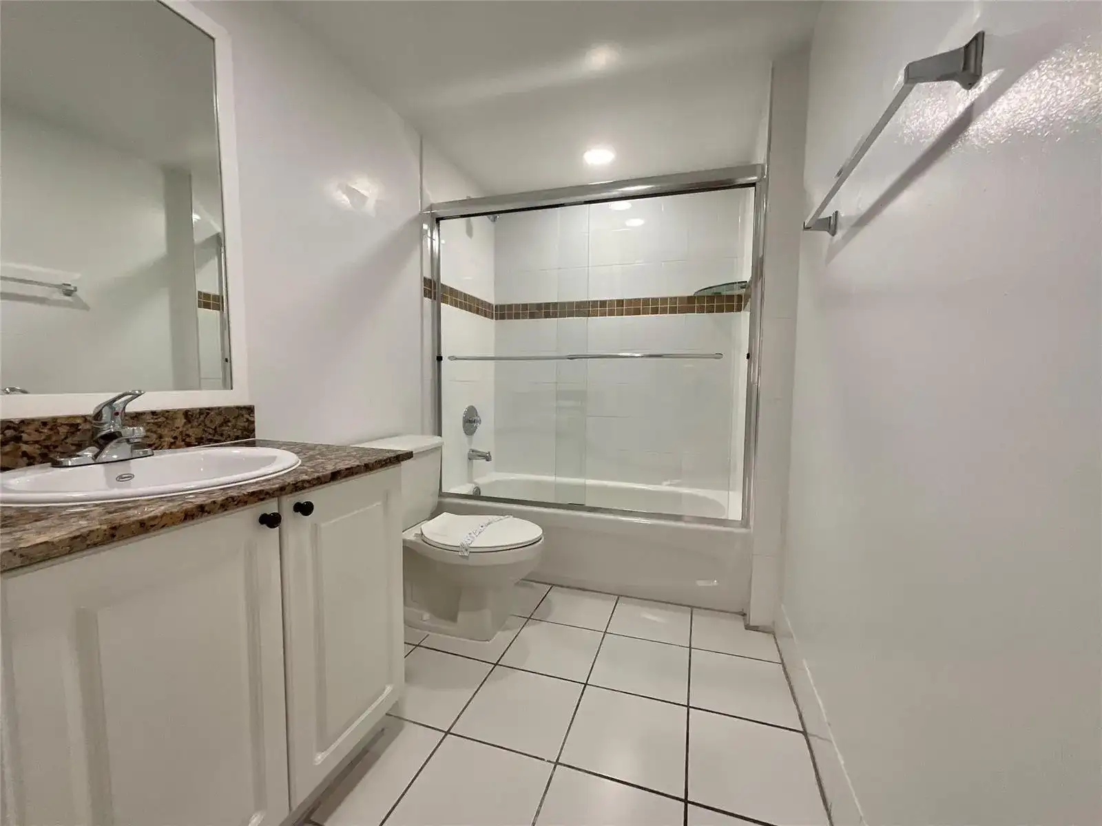 9517 Fontainebleau Boulevard # 506, Miami FL 33172 photo 3