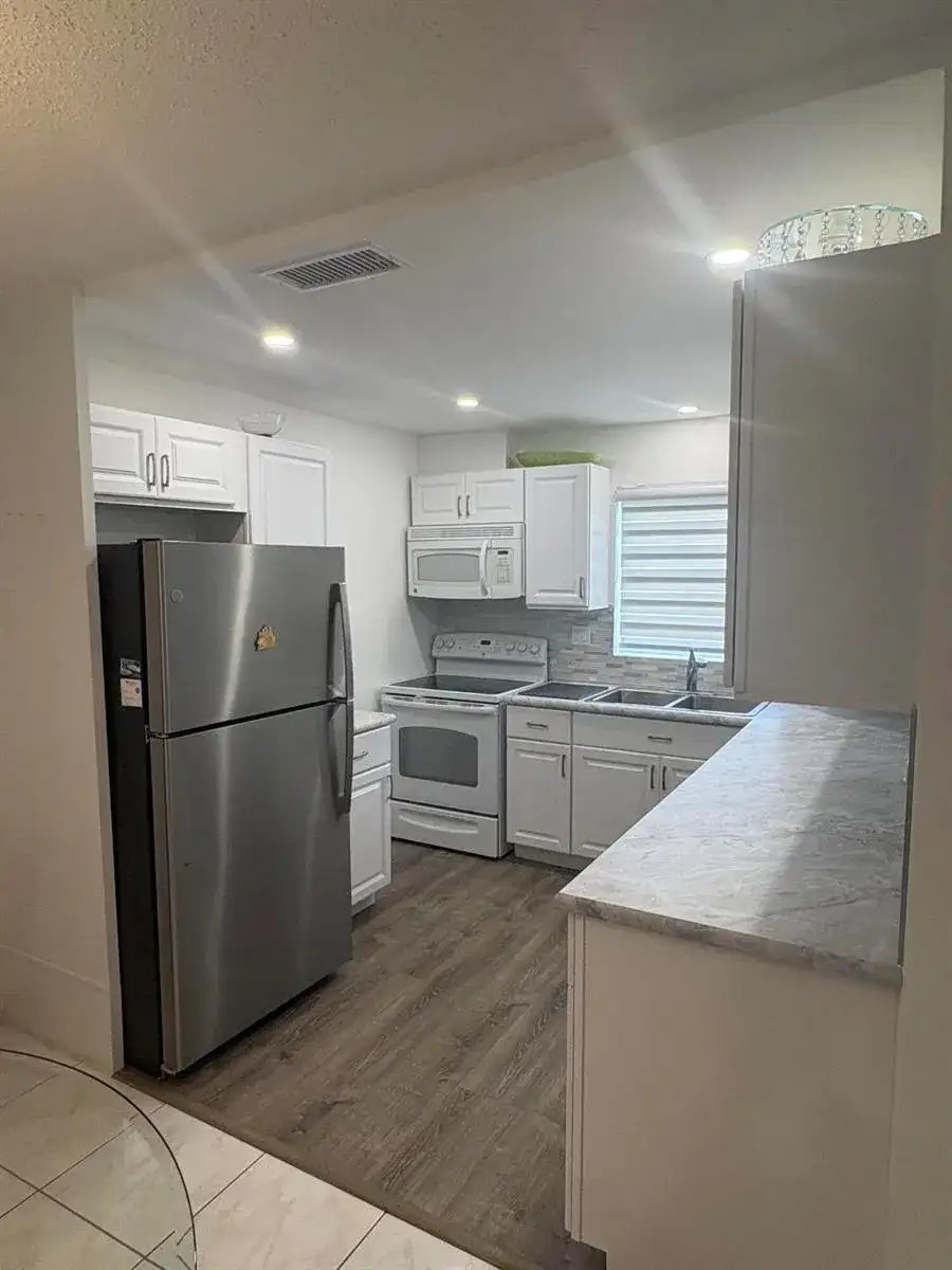 2522 Emory Drive E # A, West Palm Beach FL 33415 photo 2