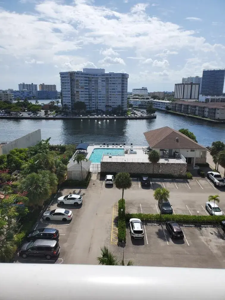 1849 S Ocean Drive # 802, Hallandale Beach FL 33009