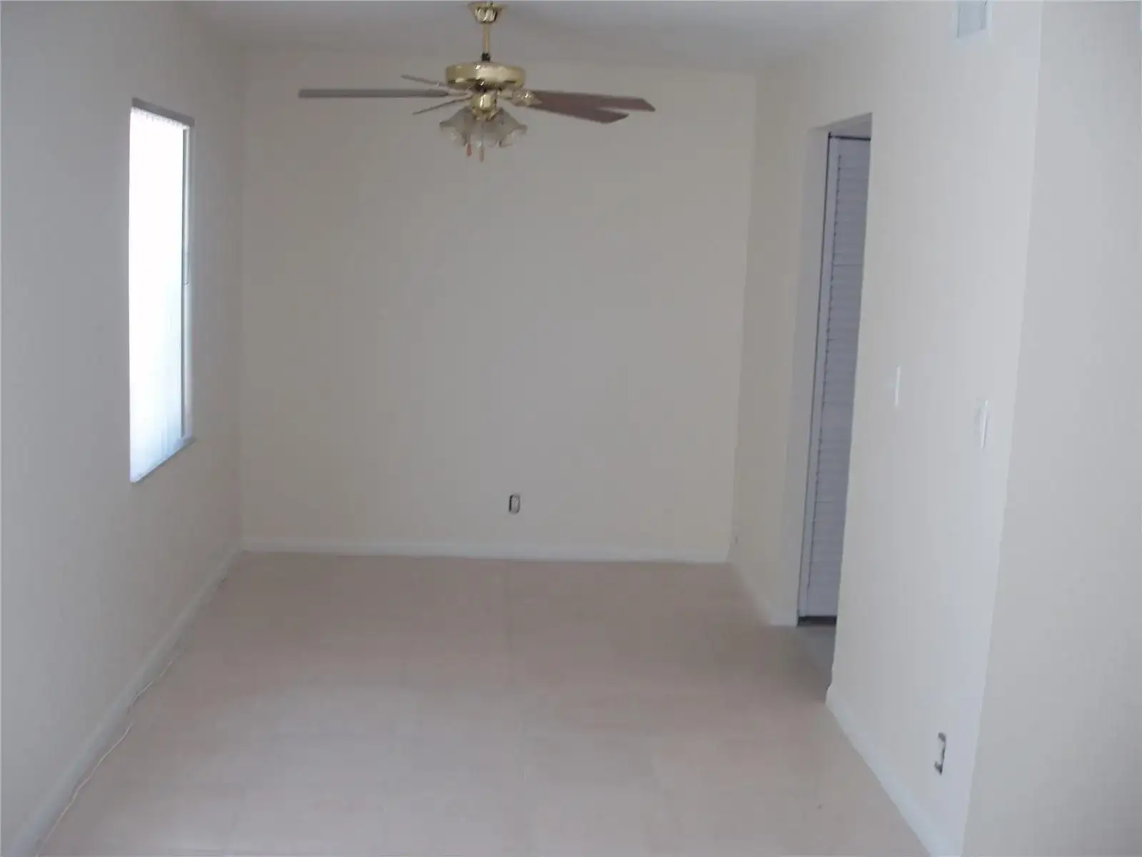 8028 SW 17th Place, Davie FL 33324 photo 5