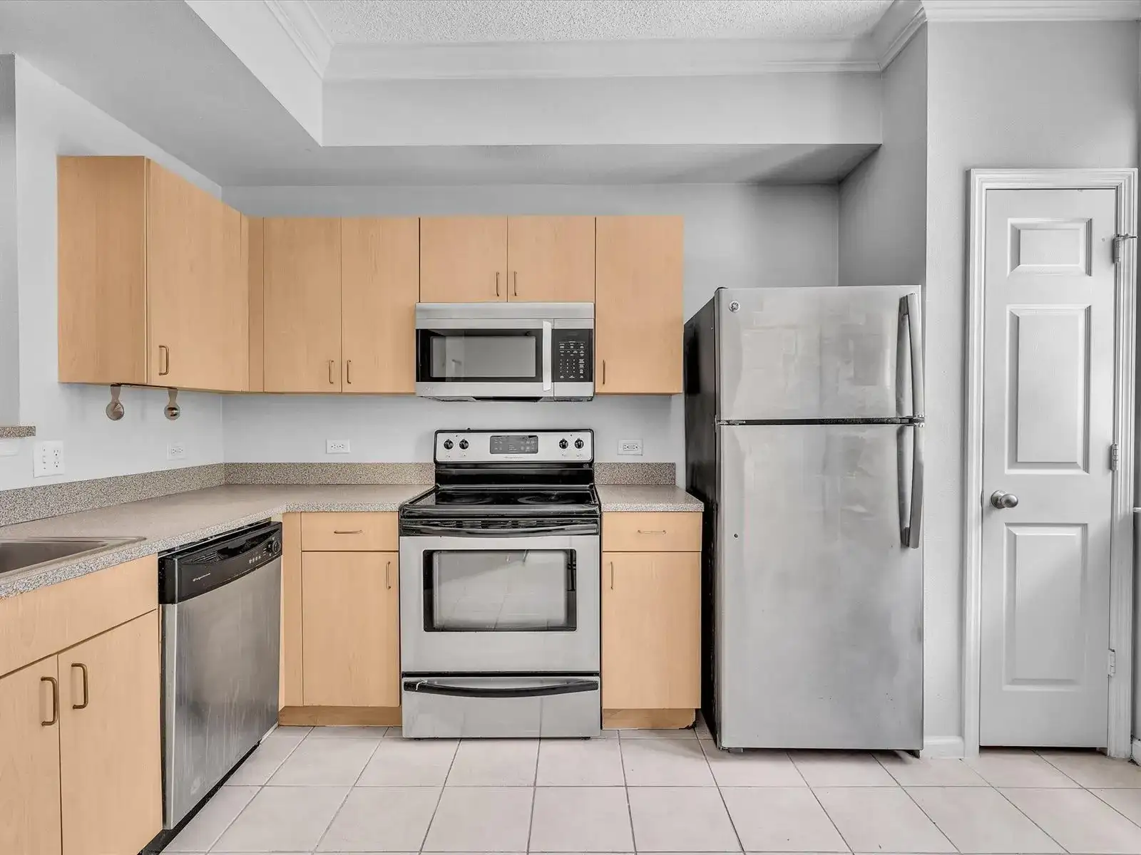533 NE 3rd Avenue # 237, Fort Lauderdale FL 33301 photo 2