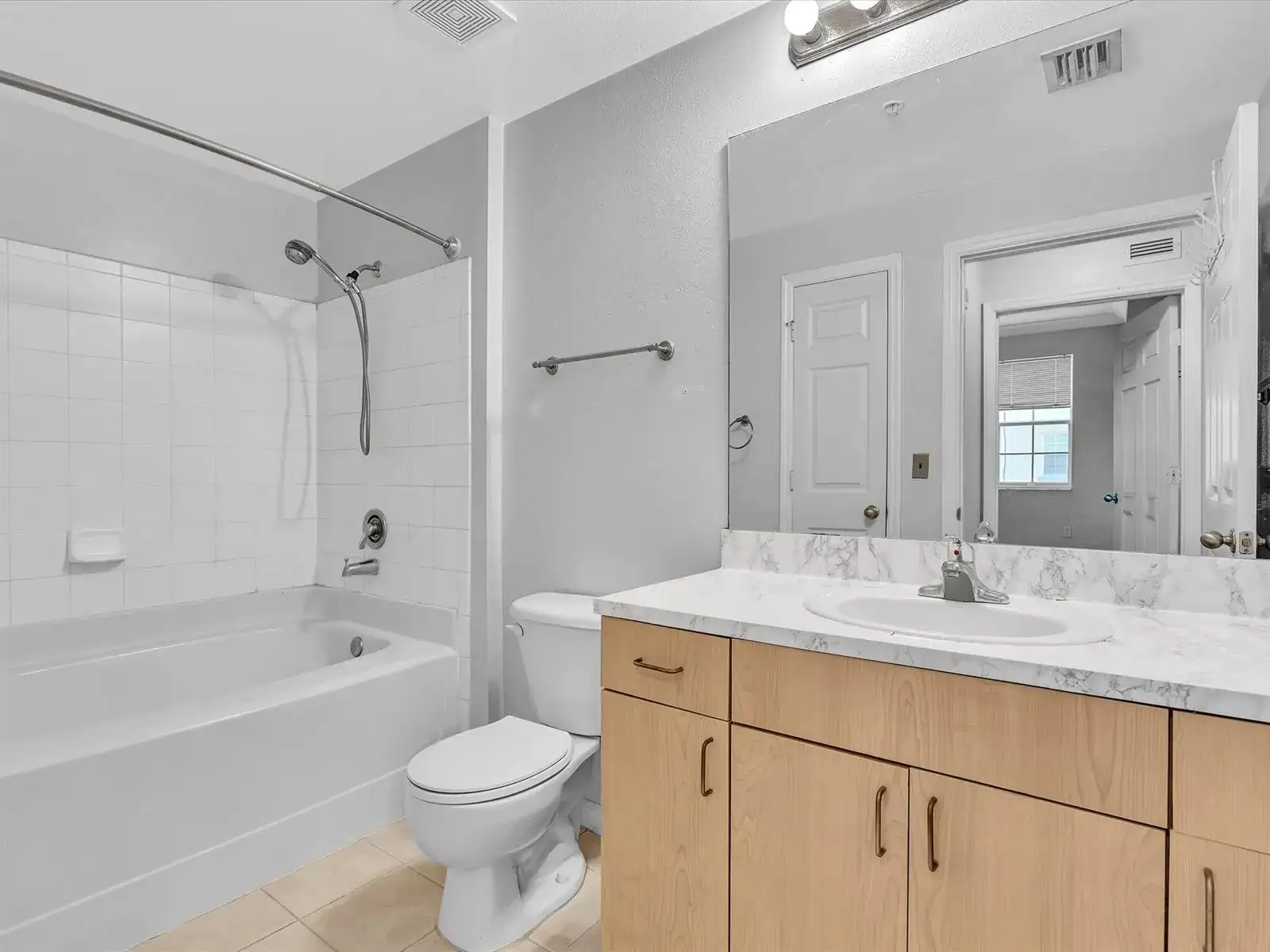 533 NE 3rd Avenue # 237, Fort Lauderdale FL 33301 photo 4