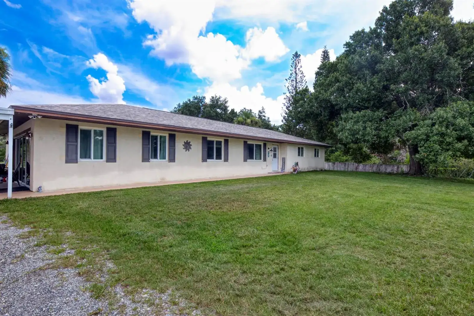 9302 Orange Avenue, Fort Pierce FL 34945 photo 2