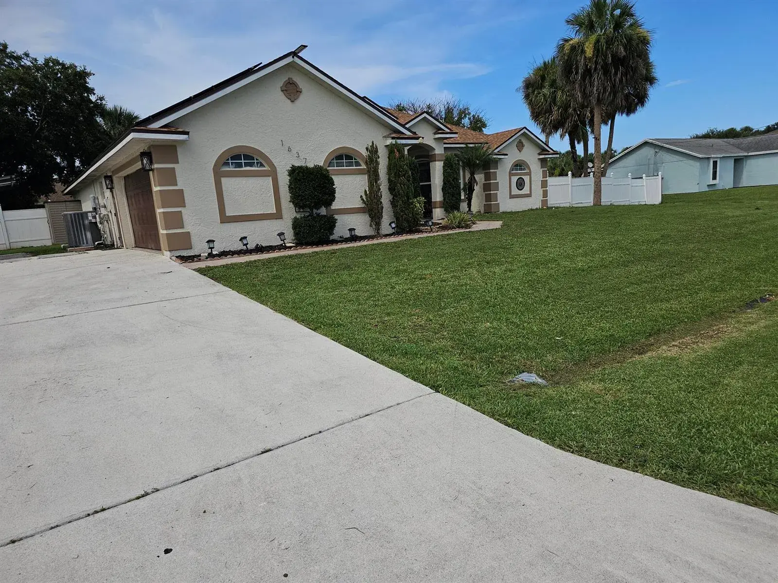 1637 SW La Gorce Avenue, Port St. Lucie FL 34953