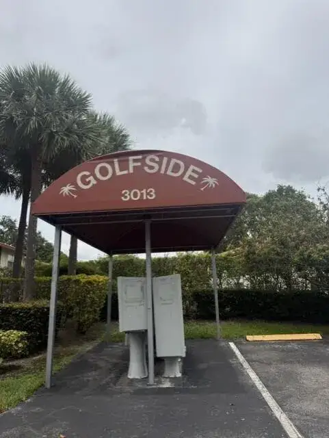 3031 Holiday Springs Boulevard # 7, Margate FL 33063