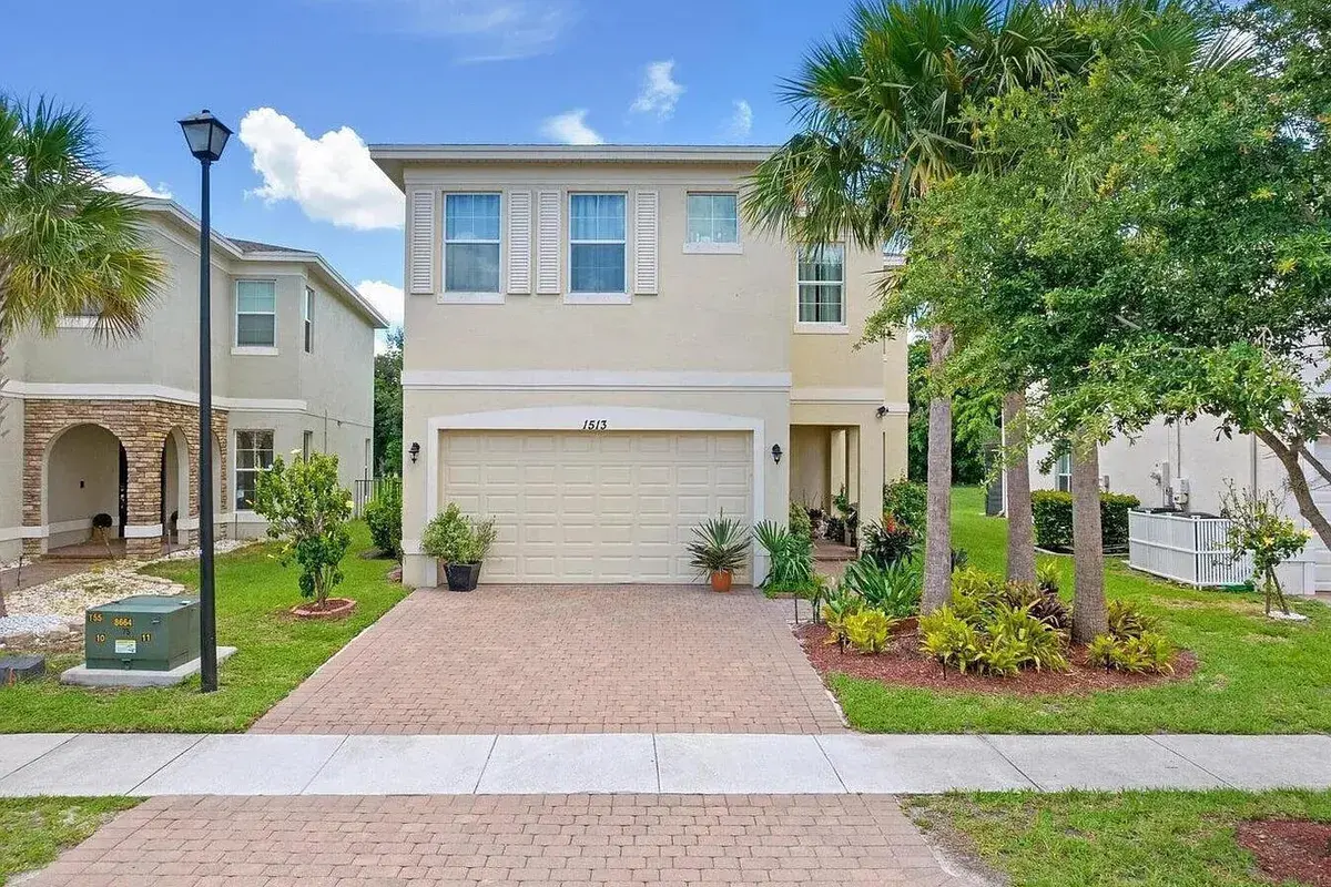1513 NW Cataluna Circle, Port St. Lucie FL 34986