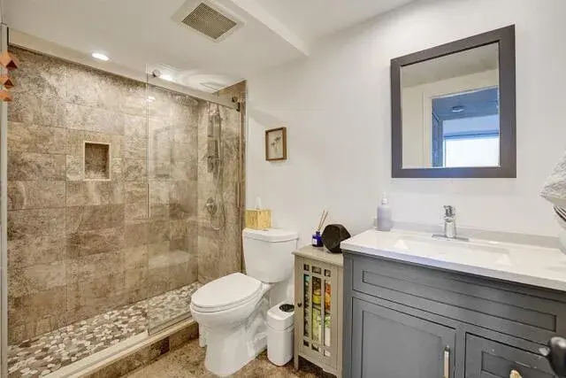 401 NE 14th Avenue # 705, FL 33009