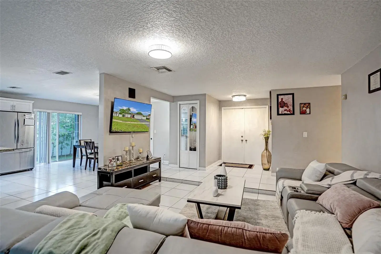 7008 NW 81st Street, Tamarac FL 33321