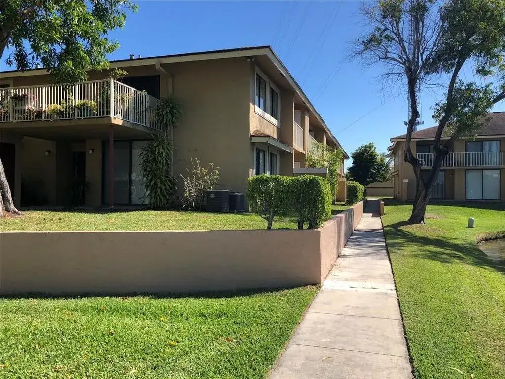 410 NW 214th Street # 105, Miami Gardens FL 33169 photo 4