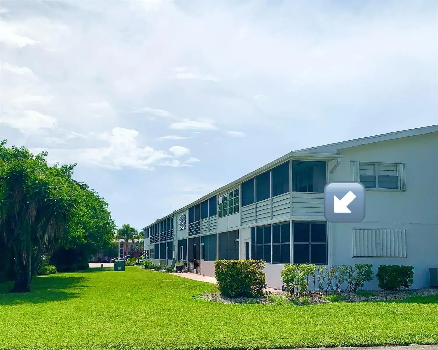 81 Kingswood E, West Palm Beach FL 33417 photo 2