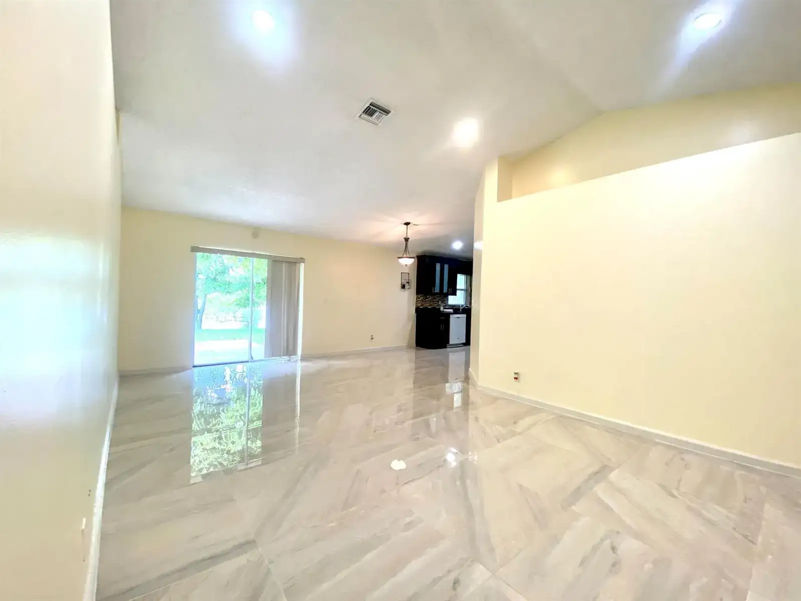 5314 Blueberry Hill Avenue, Lake Worth FL 33463 photo 3