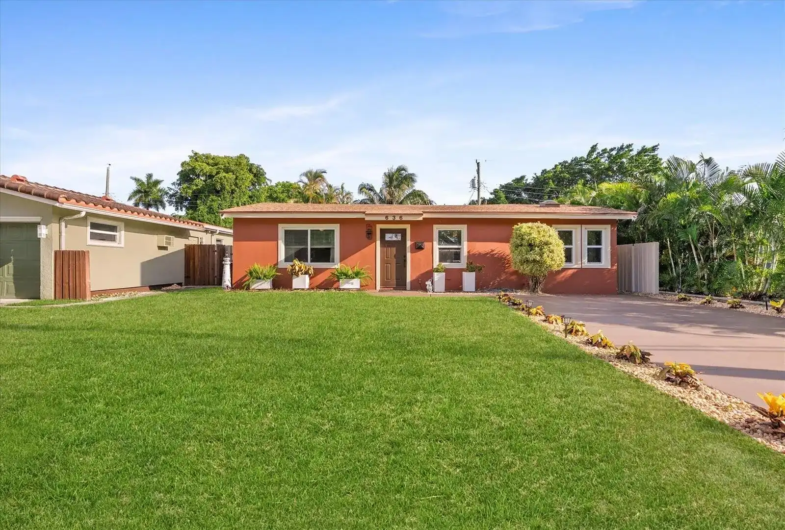 636 NE 16th Court, Fort Lauderdale FL 33305