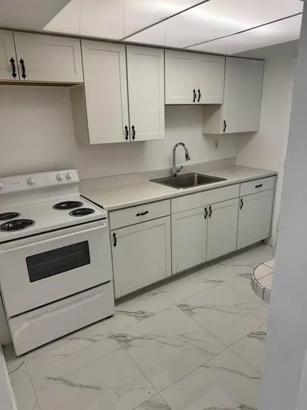2285 NE 172nd Street # 15, North Miami Beach FL 33160