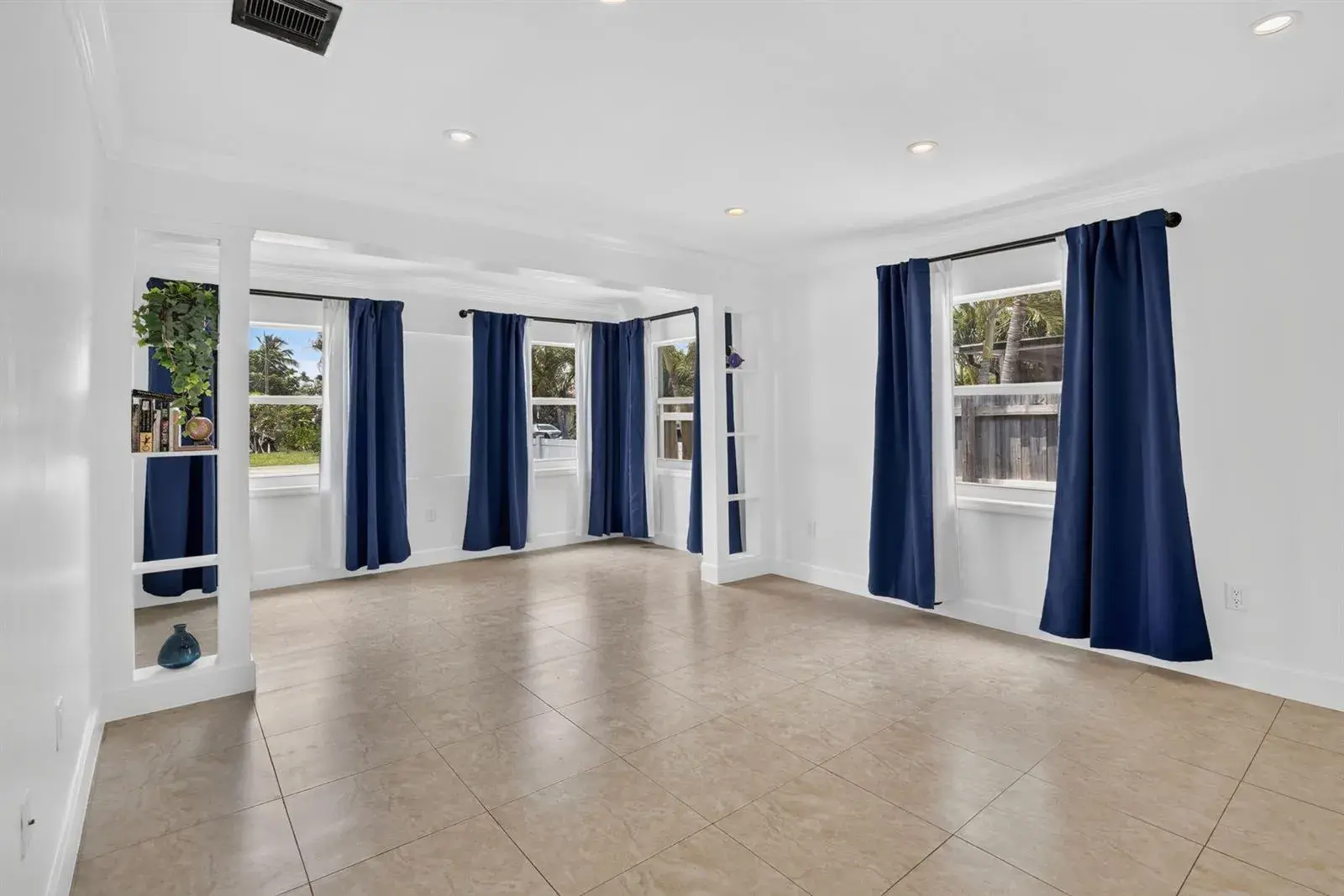 2427 Harding Street, Hollywood FL 33020