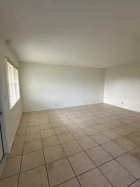 72 Norwich C, West Palm Beach FL 33417 photo 5