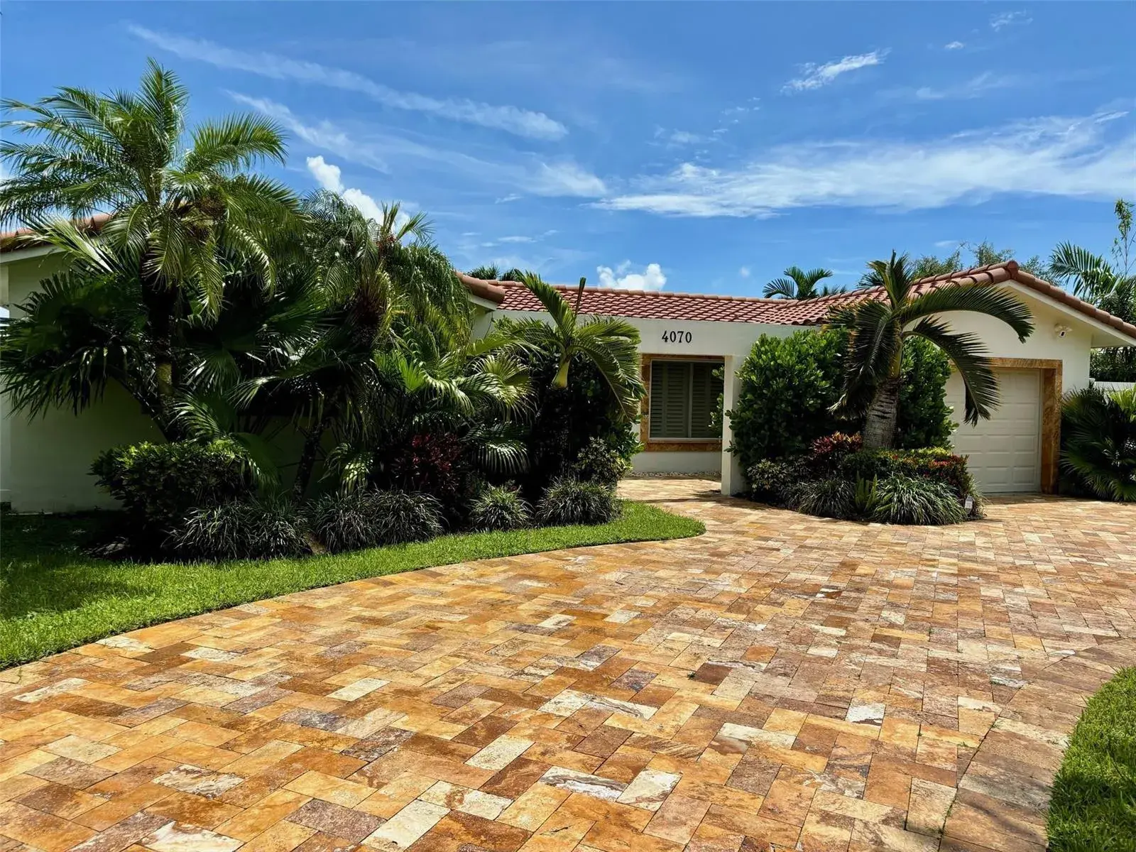 4070 NE 26th Avenue, Fort Lauderdale FL 33308