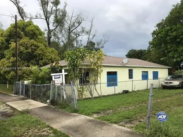 422 NW 7th Terrace, Fort Lauderdale FL 33311