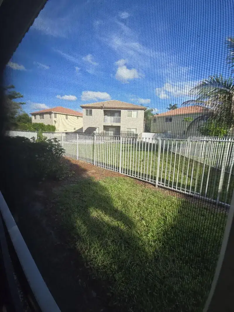 6511 Sandy Bank Terrace, Riviera Beach FL 33407 photo 5