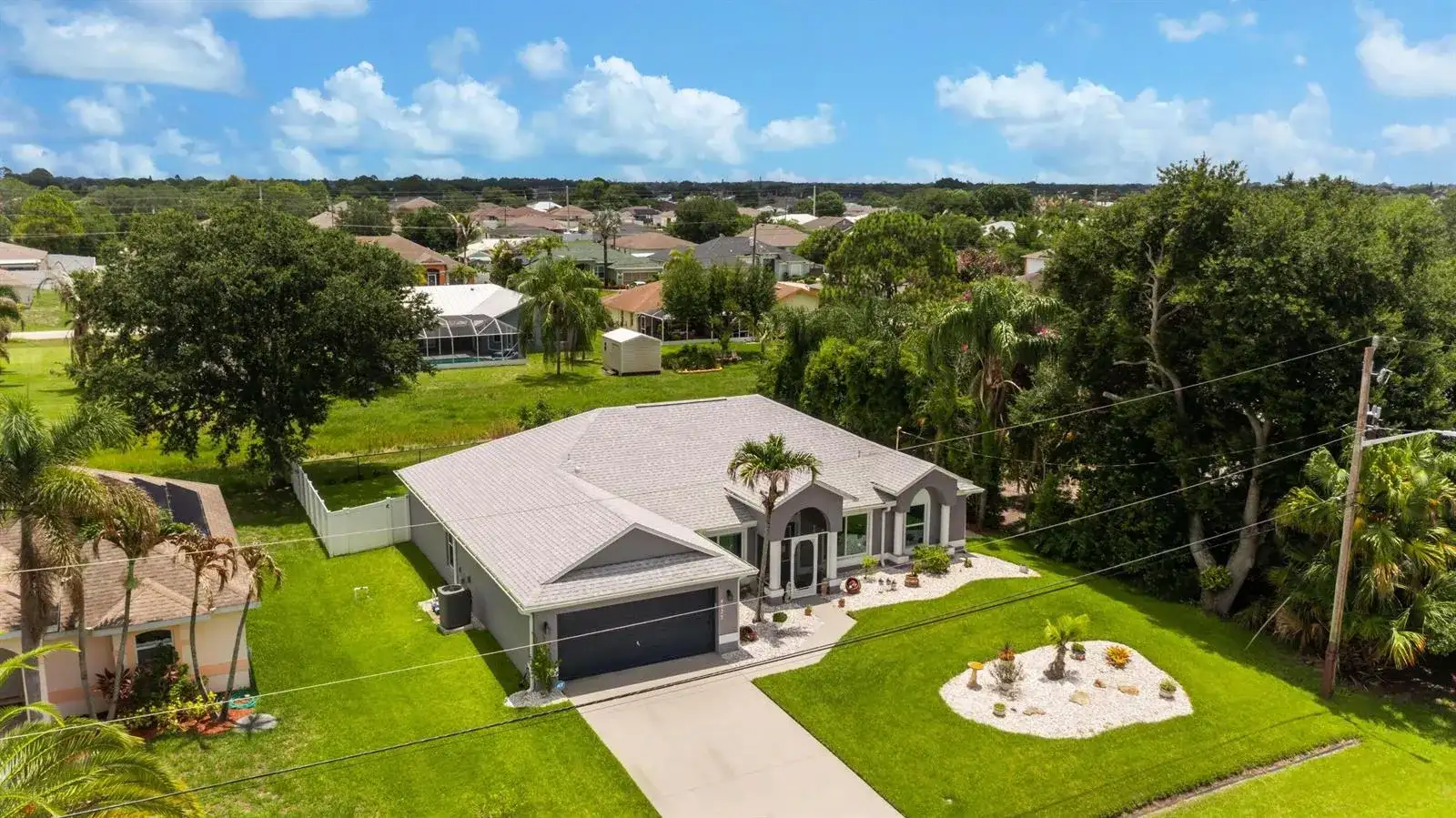4025 SW Kadlic Street, Port St. Lucie FL 34953 photo 2