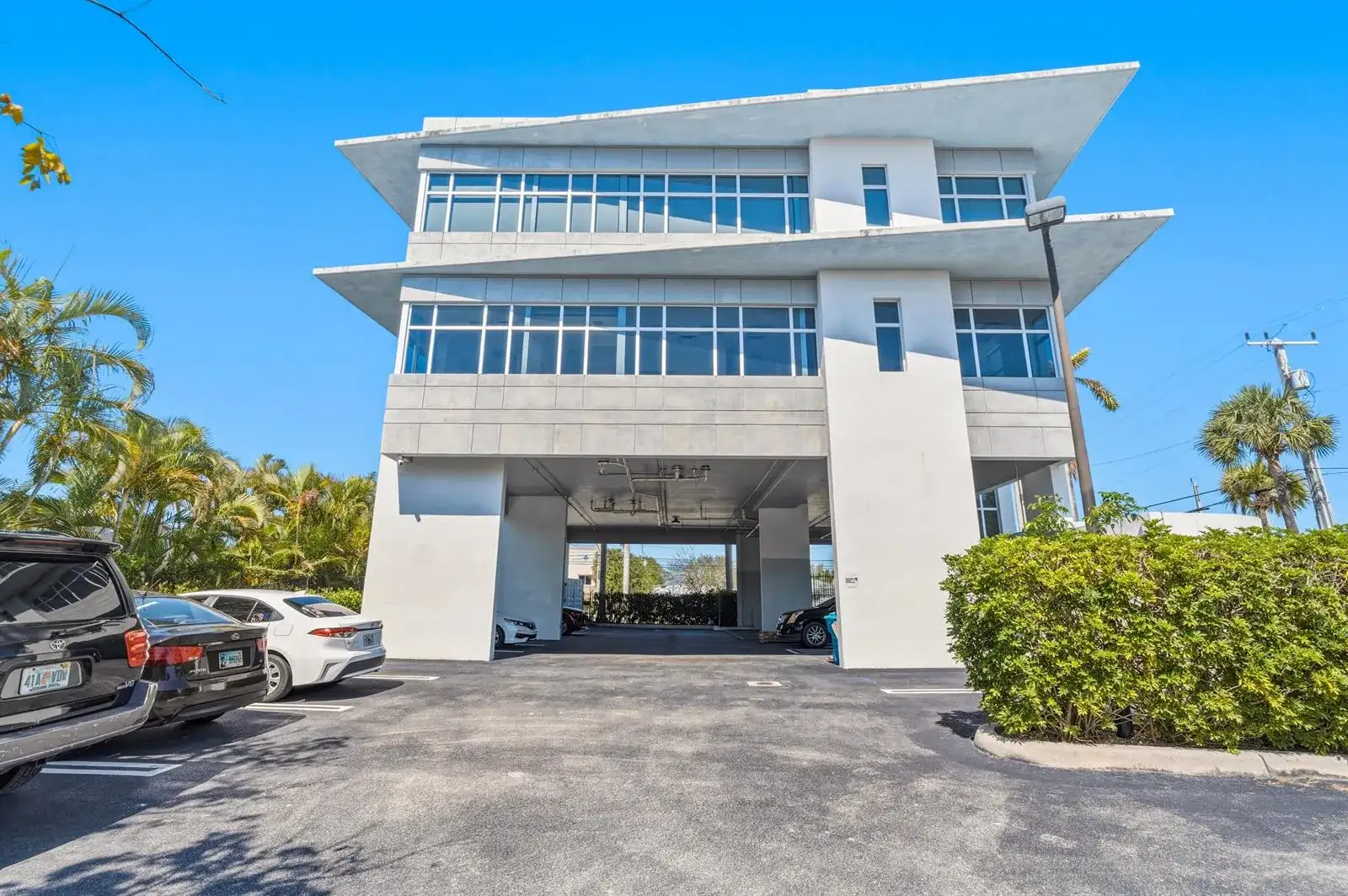 3330 N Federal Highway, Boynton Beach FL 33435 photo 2