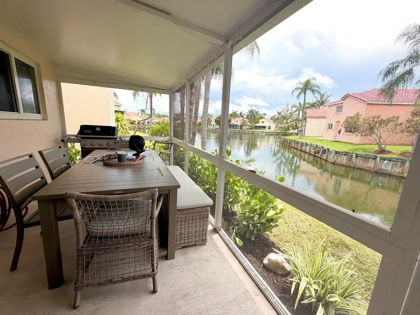 1058 SE 6th Court, Dania Beach FL 33004 photo 2