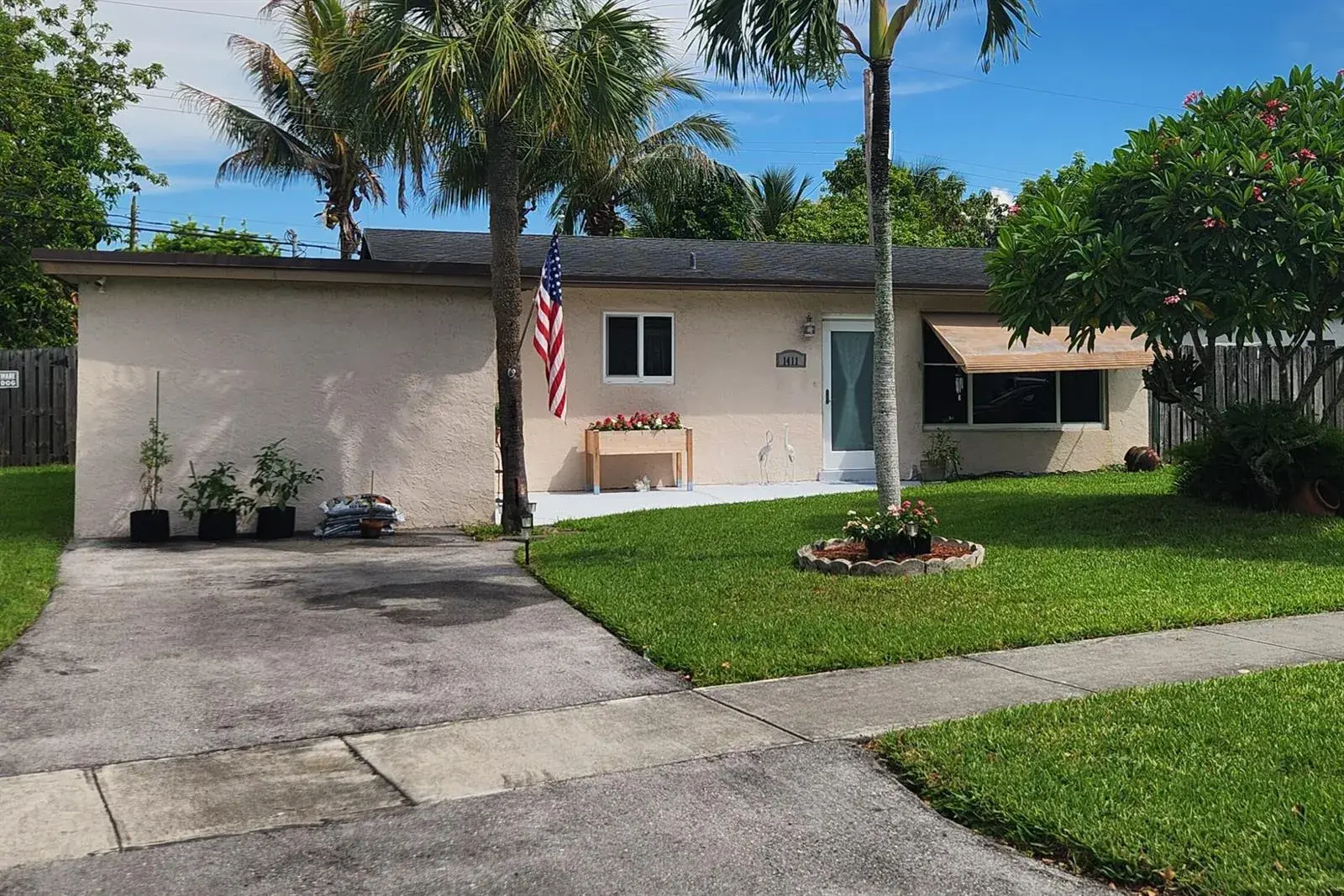 1411 W River Drive, Margate FL 33063