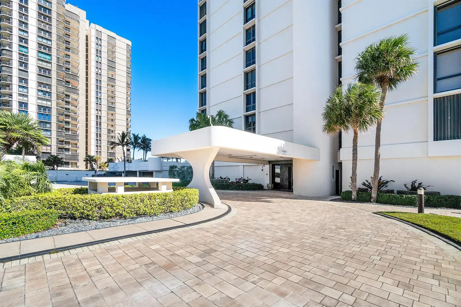 5380 N Ocean Drive N # 5g, Riviera Beach FL 33404 photo 3
