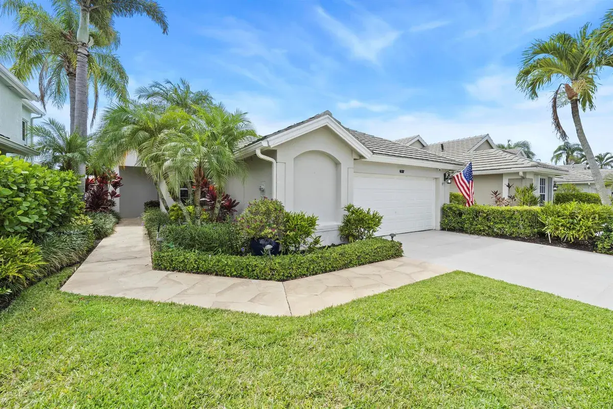 637 Masters Way, Palm Beach Gardens FL 33418